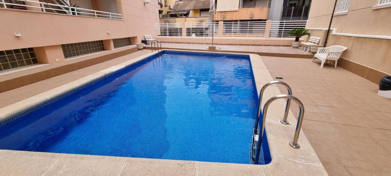 Apartament Dos Playas Torrevieja Bagian luar foto