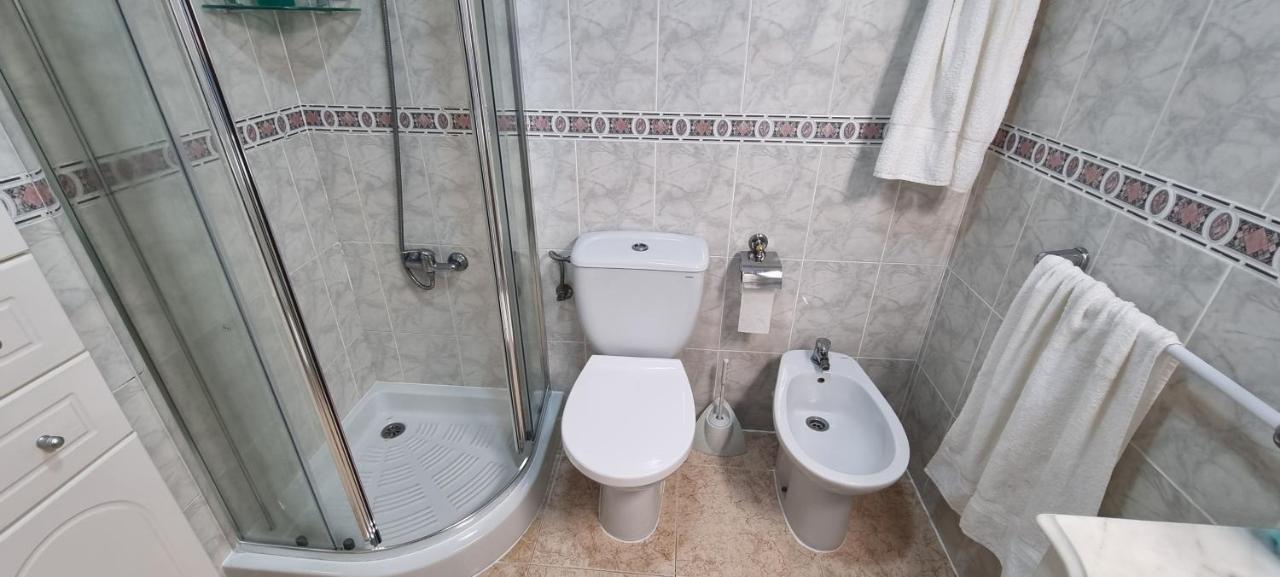 Apartament Dos Playas Torrevieja Bagian luar foto