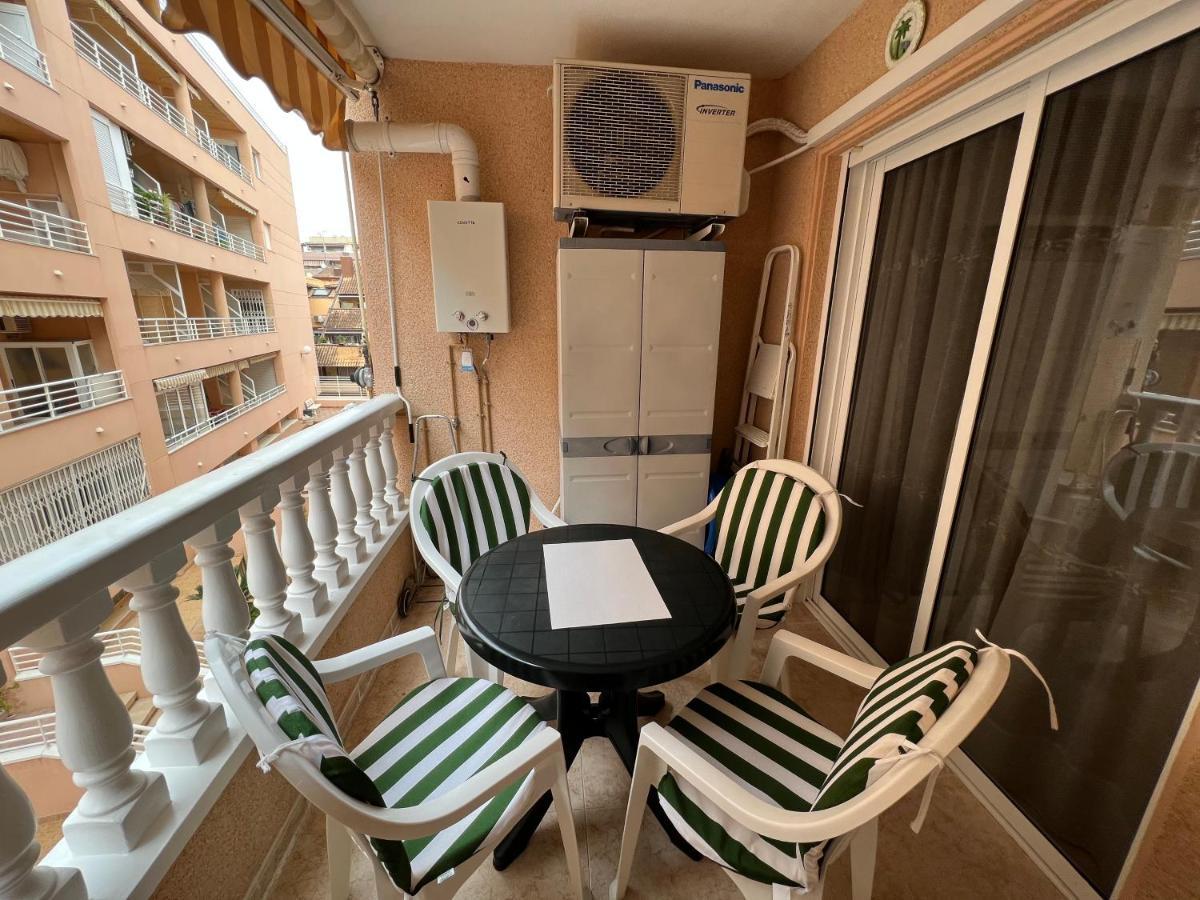 Apartament Dos Playas Torrevieja Bagian luar foto