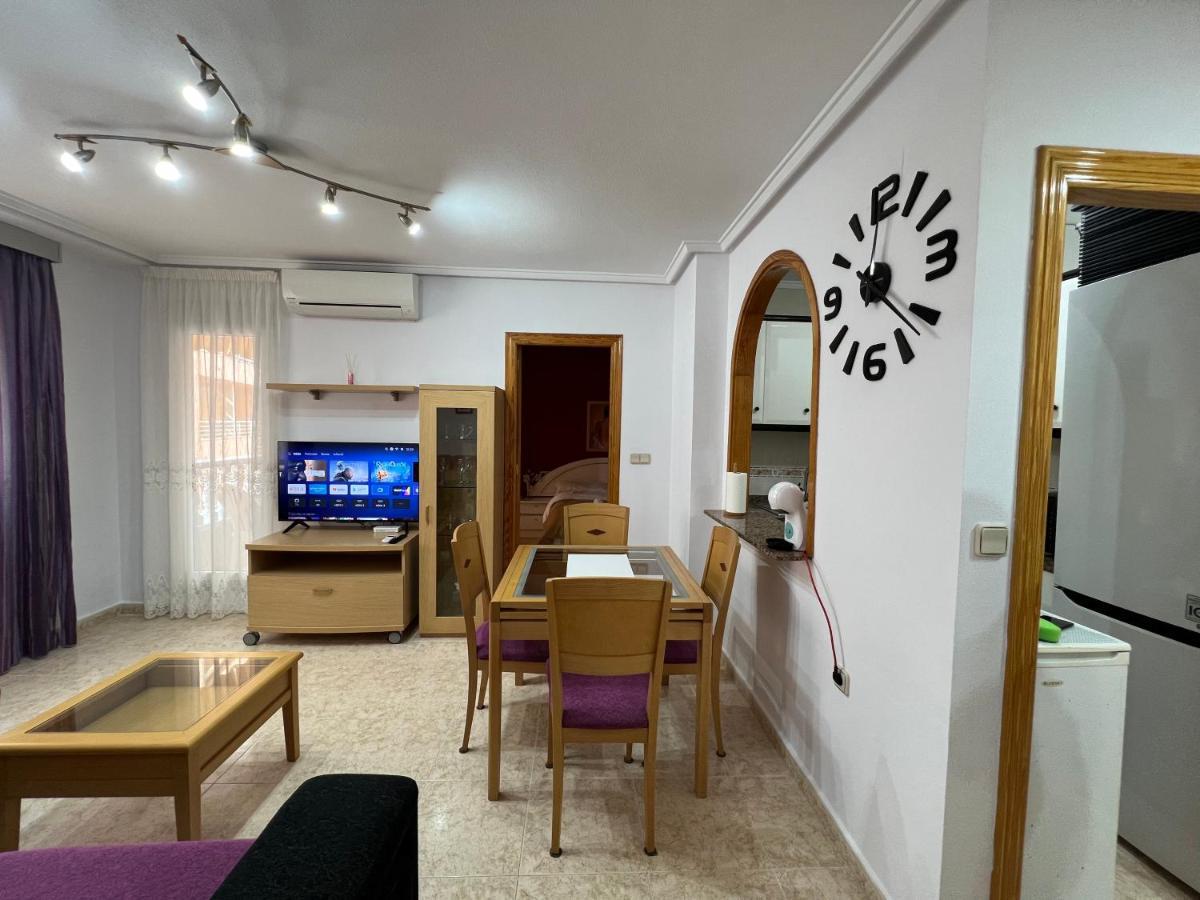 Apartament Dos Playas Torrevieja Bagian luar foto
